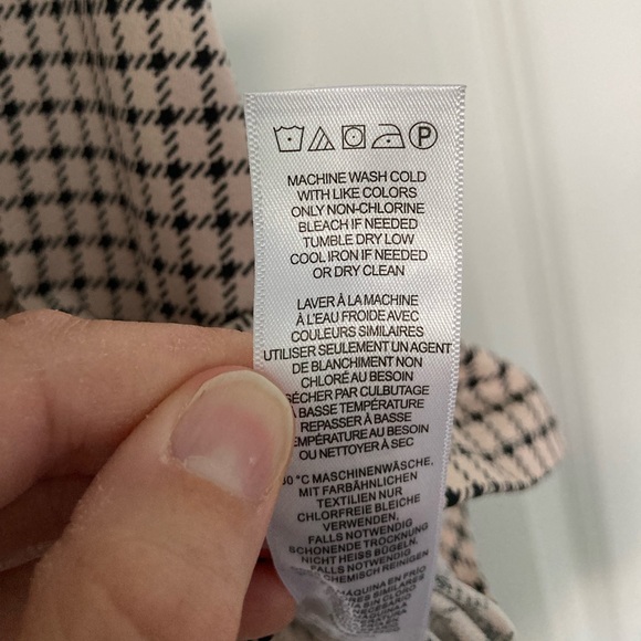 4/$25 Adrianna Papell Checkered Collared Blouse with Front Tie Women’s M - Picture 7 of 9